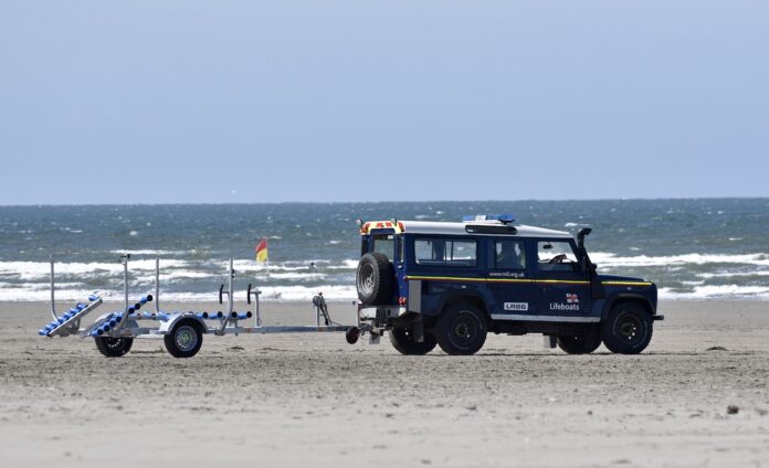 davelydford-beach-5514352_1280